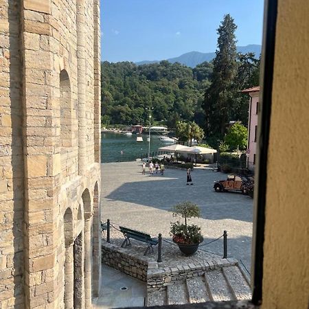 Apartment In Central Square With Lake View لينّو المظهر الخارجي الصورة
