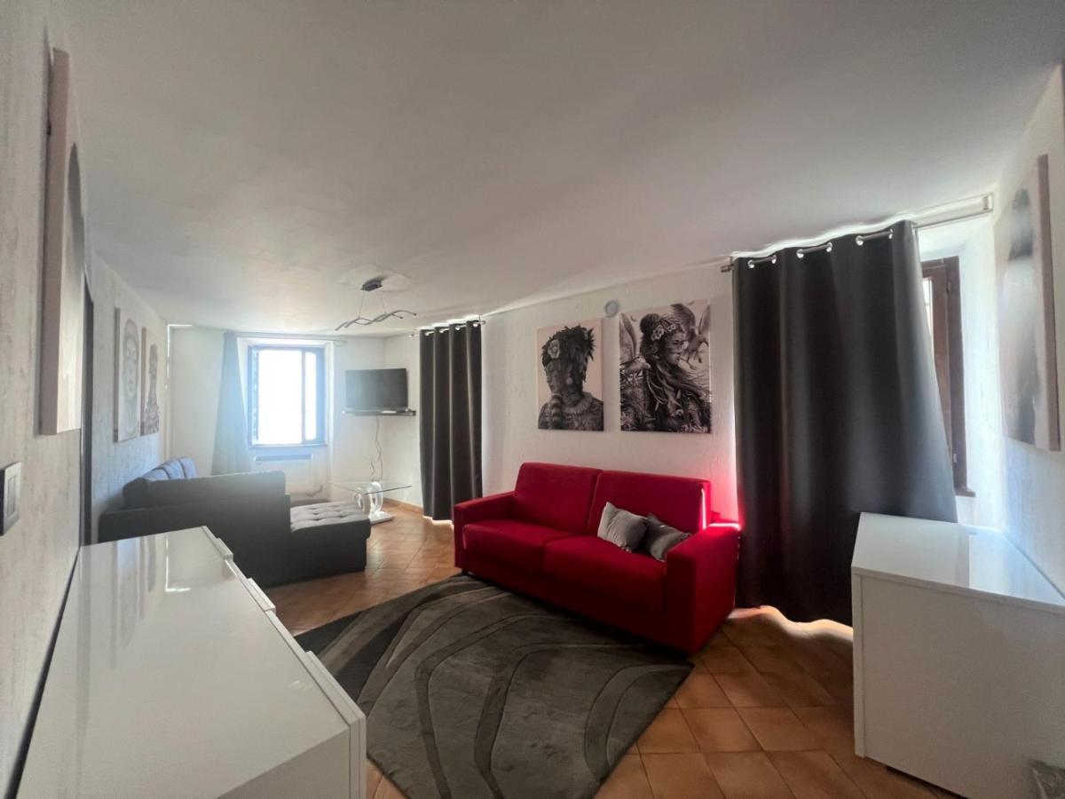 Apartment In Central Square With Lake View لينّو المظهر الخارجي الصورة