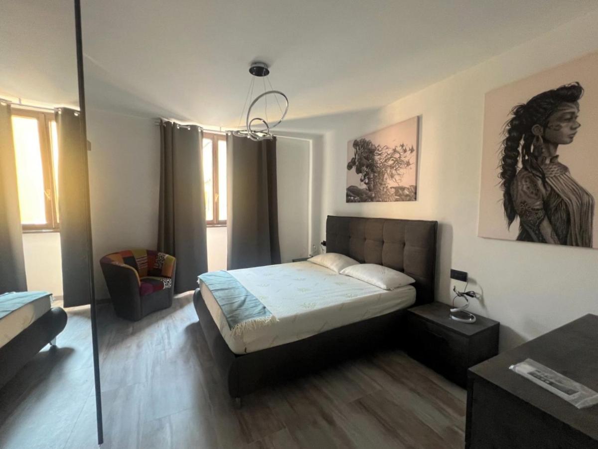 Apartment In Central Square With Lake View لينّو المظهر الخارجي الصورة